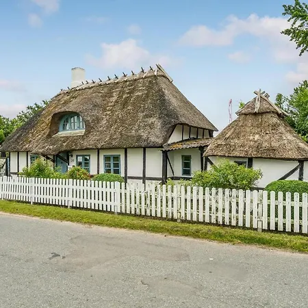 Holiday home 3 Bedroom Stunning In Rudkobing Illebolle